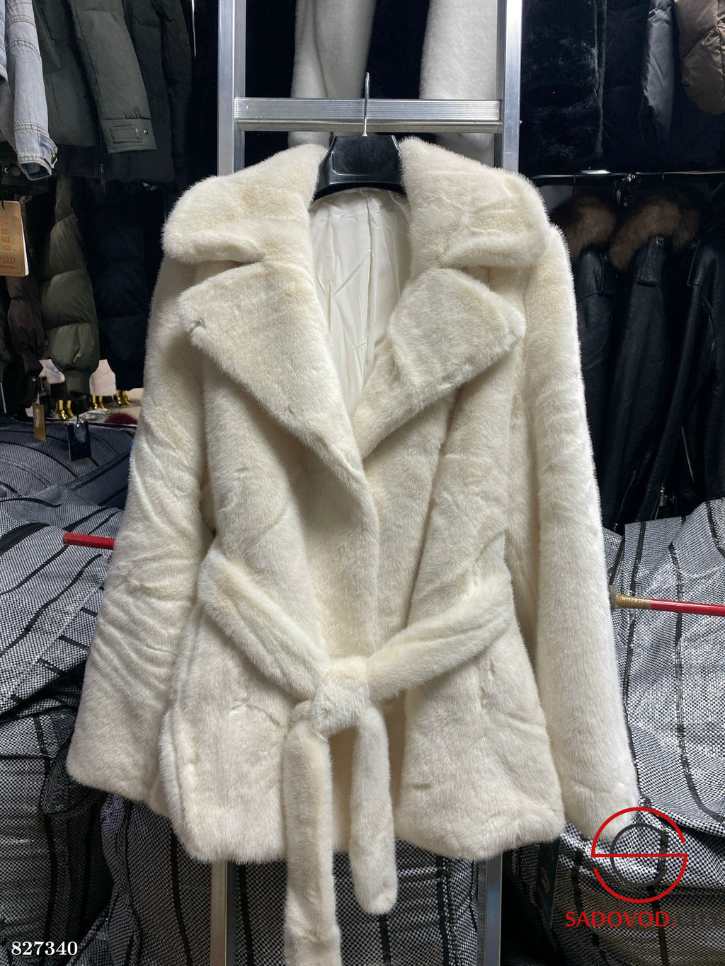 Шуба женская из искусственного меха