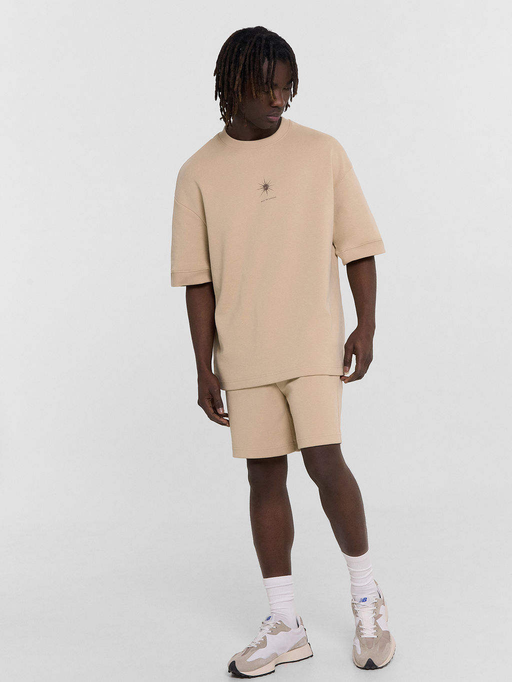 Комплект мужской бежевый с принтом и надписью "made for sunshine" сафари +печать1 191032