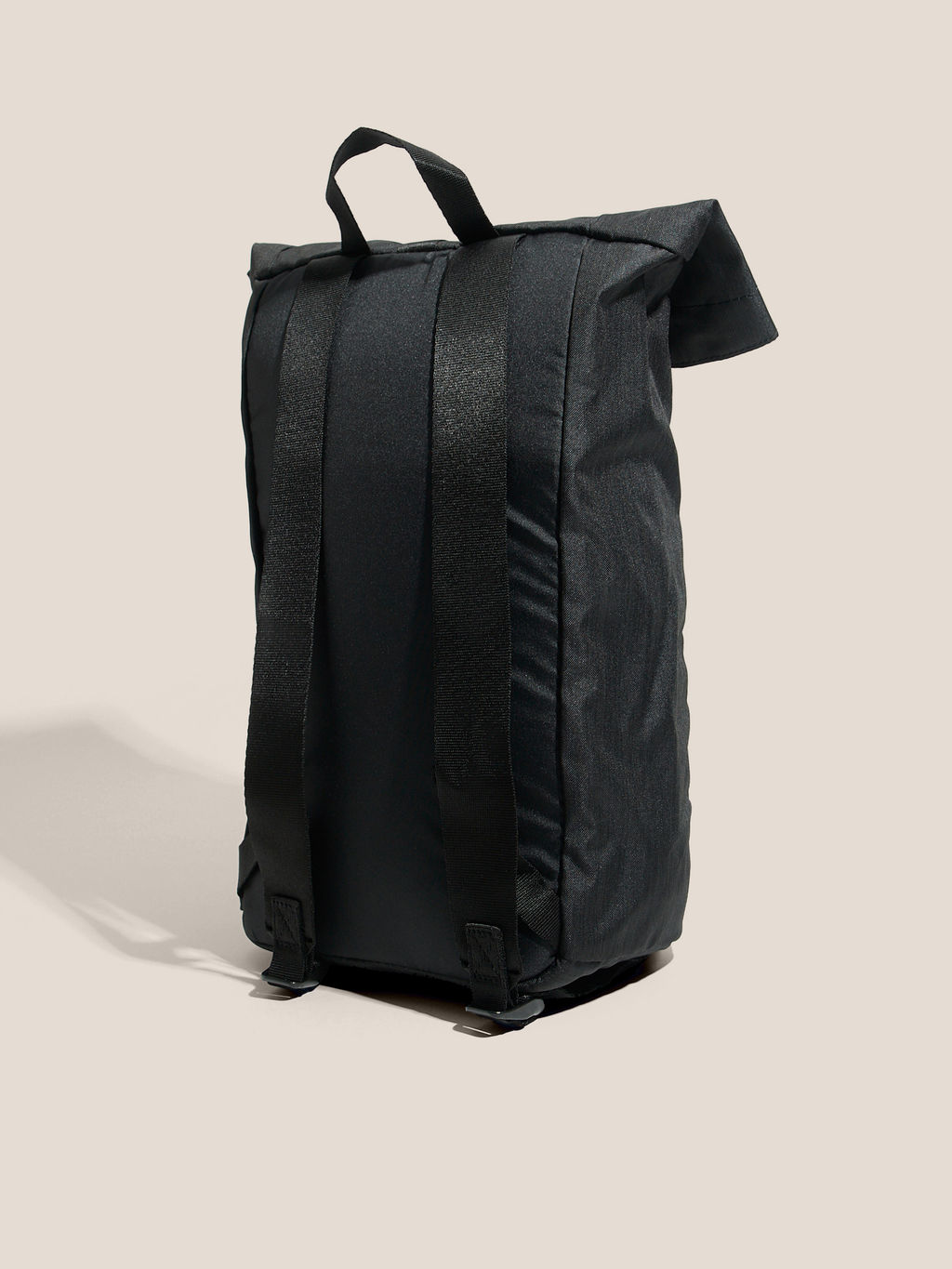 Женский рюкзак PUMA BASE Small Backpack Артикул 4558143, черный