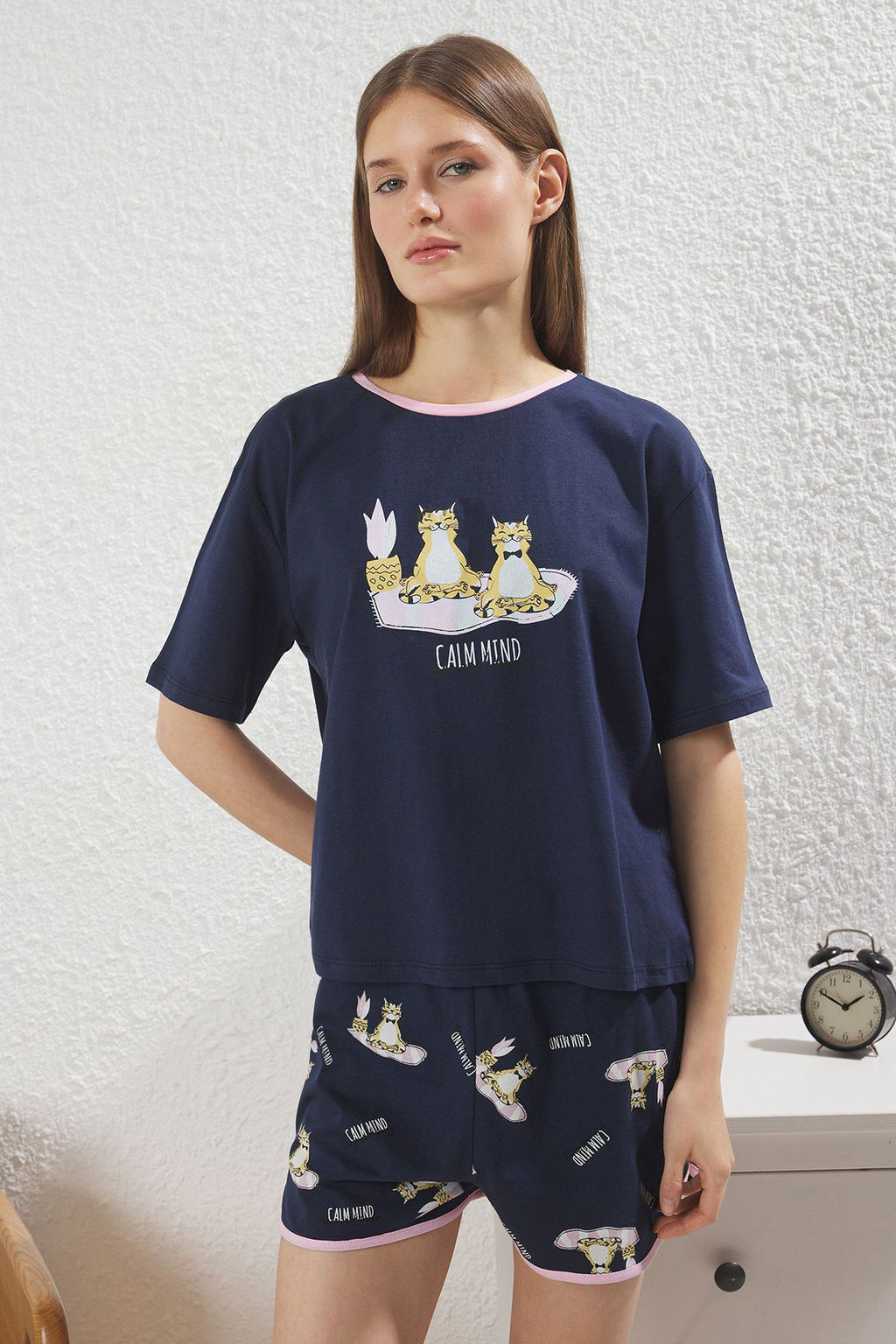 Trendyolmilla Kad?n Couple/Cift Lacivert %100 Pamuklu Kedili Sloganl? Sortlu Orme Pijama Tak?m? THMSS25PT00345  фото 3