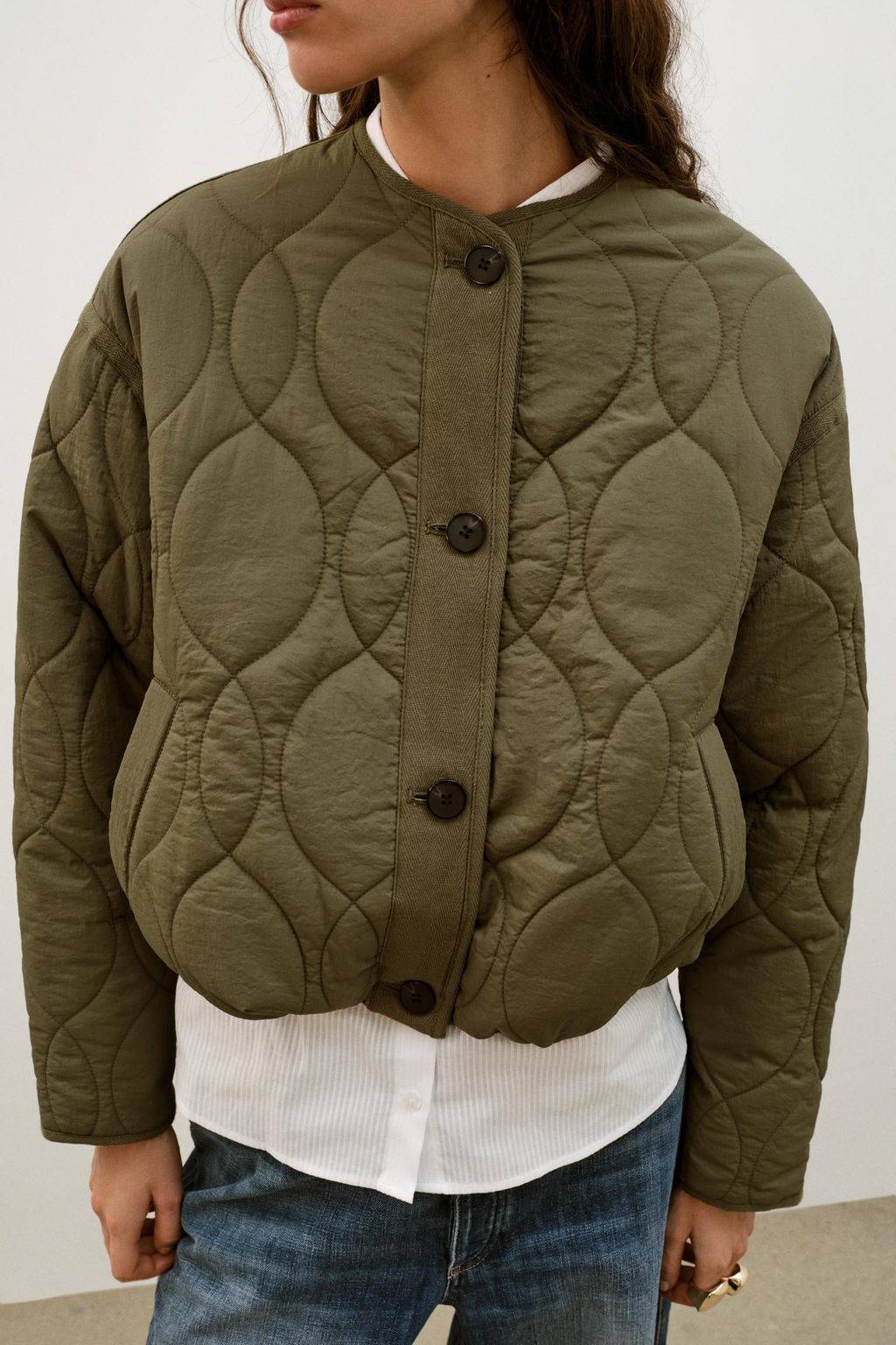 CAZADORA CORTA ACOLCHADA / Khaki - Zara фото 2