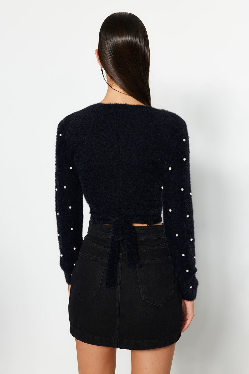 Siyah Super Crop Tuylu/Sakal Iplikli Inci Detayl? Triko Kazak TWOAW24KZ00228 - Trendyolmilla фото 4