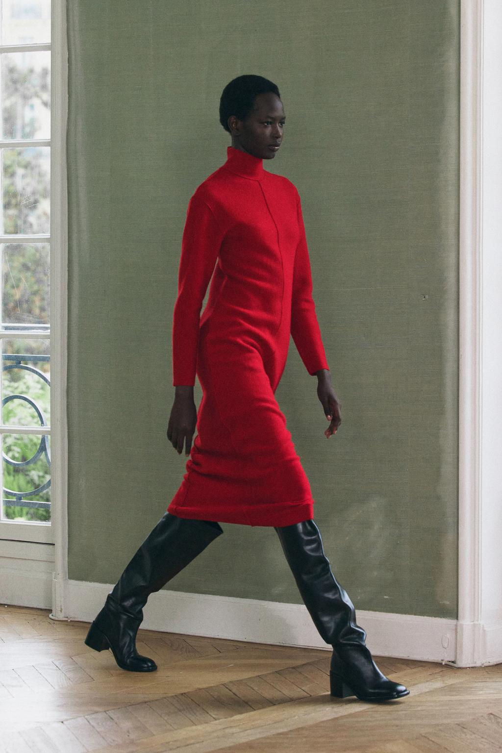 100% WOOL MIDI DRESS - Zara фото 4