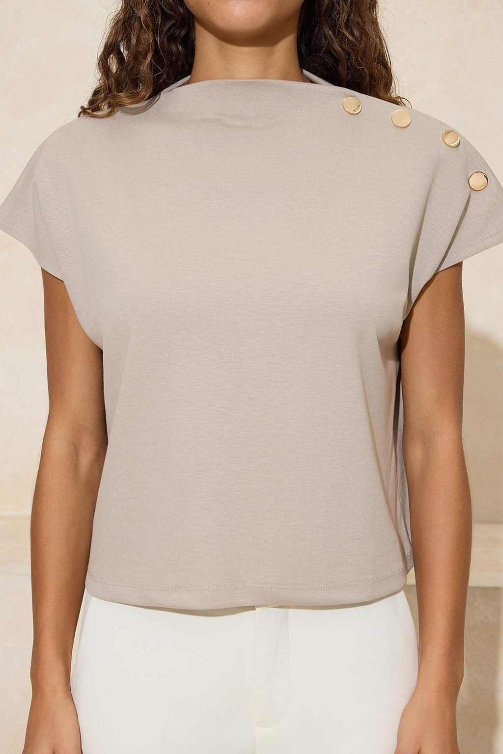 Tas Regular/Normal Kal?p Dik Yaka Aksesuar Detayl? Crop Soft Touch Orme Bluz TWOSS26BZ00021