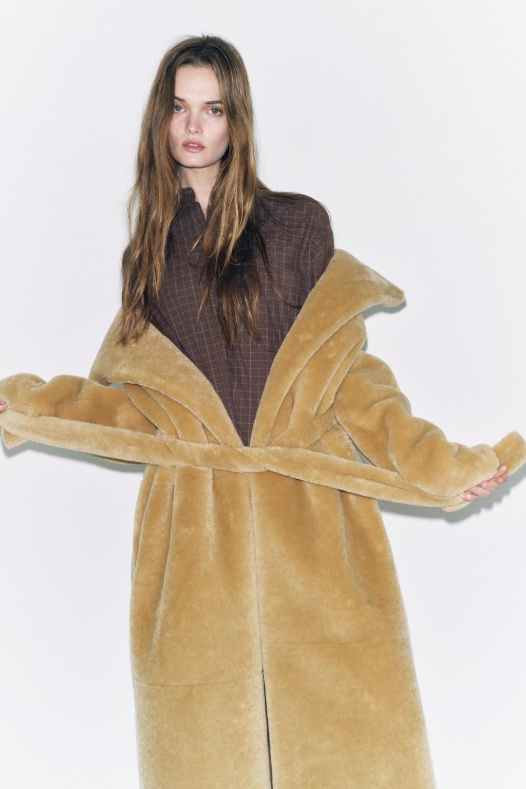 ZW COLLECTION BELTED FAUX FUR COAT - Zara фото 2