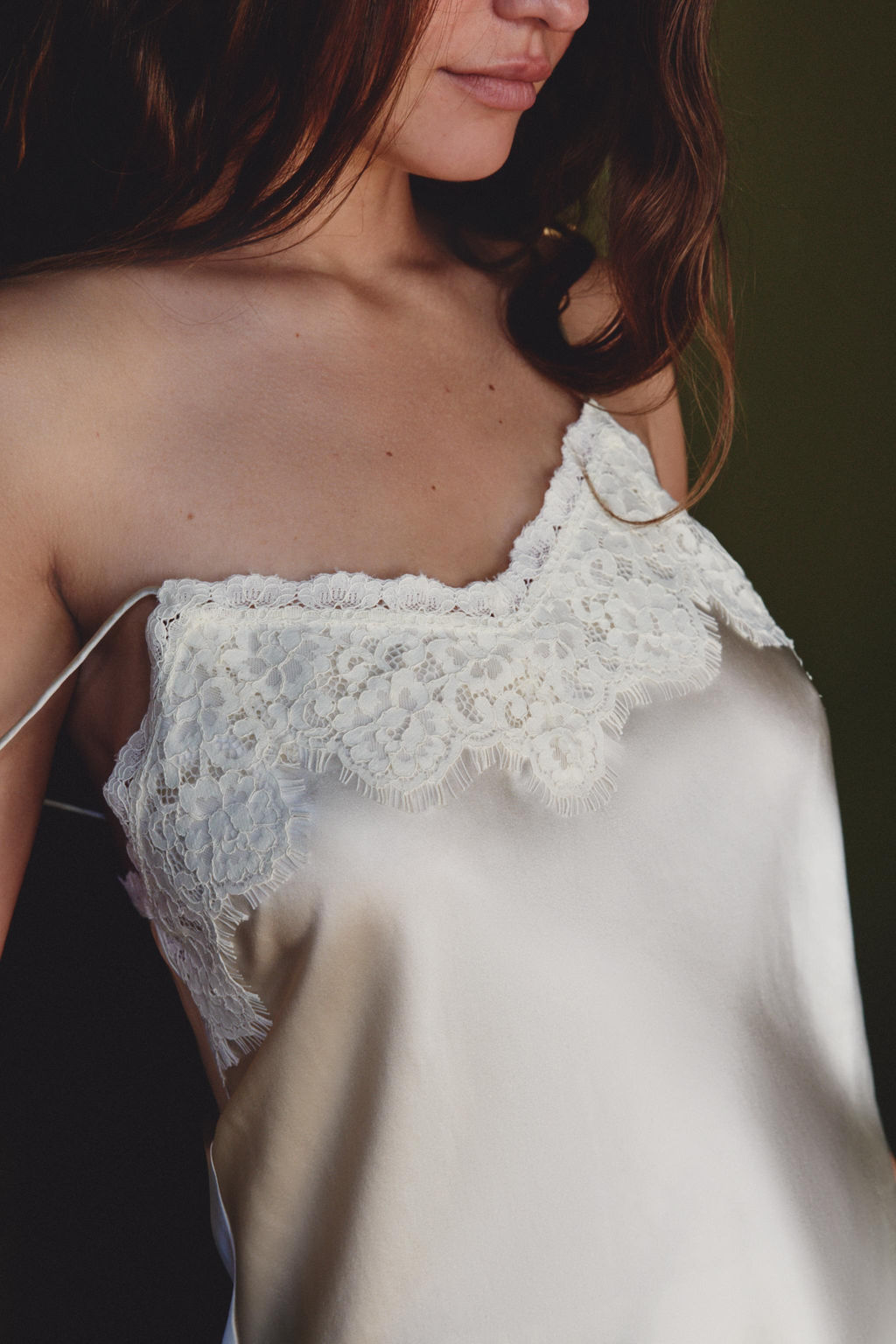 TOP LENCERO MEZCLA SEDA ENCAJE / Crudo - Zara фото 2