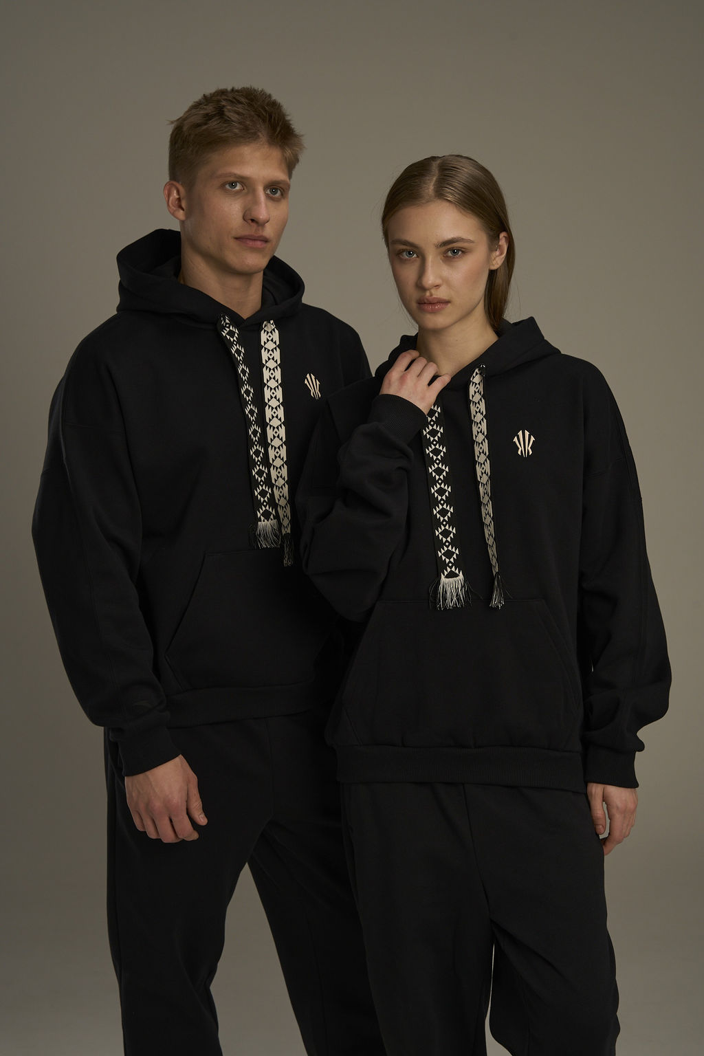 Худи утепленное Черный