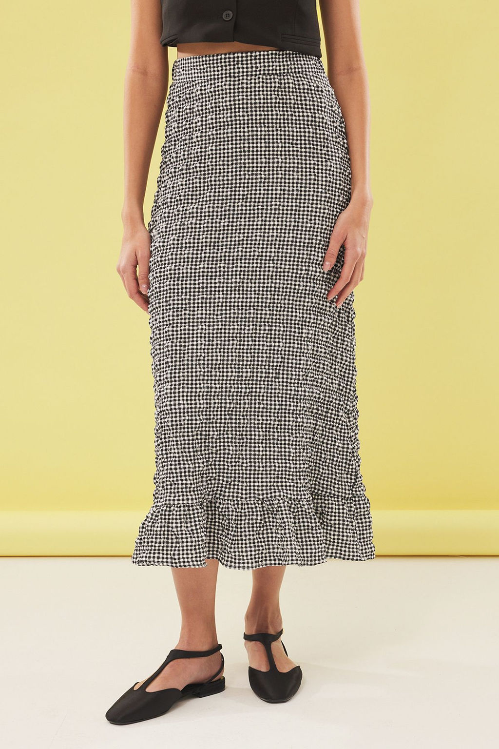 TRENDYOLMILLA Siyah Gofre Kumas Potikare Desen Maxi Boy Dokuma Etek TWOSS25ET00048 фото 4