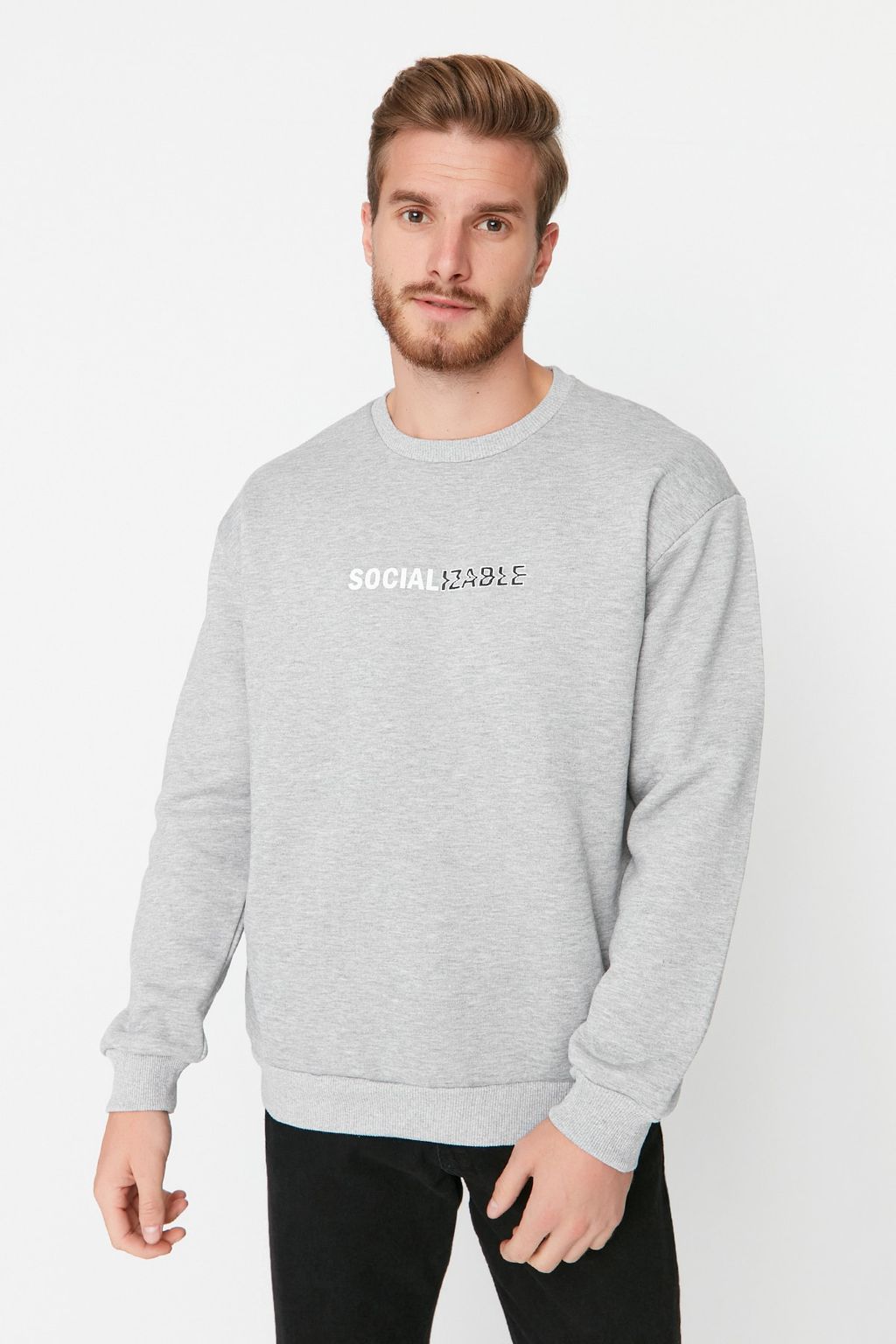 TRENDYOL MAN Lacivert Oversize/Genis Kesim Slogan Bask?l? Ici Polarl?/S?cak Tutan Sweatshirt TMNAW23SW00478