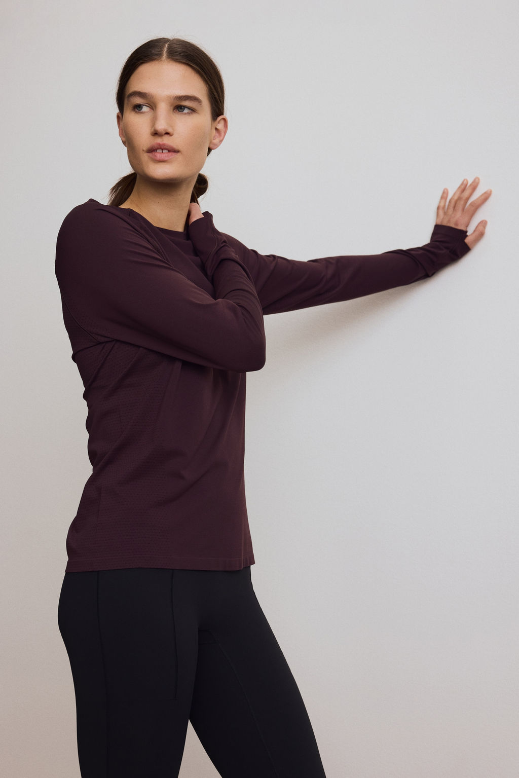 Camiseta de deporte seamless con DryMove - H&m фото 2