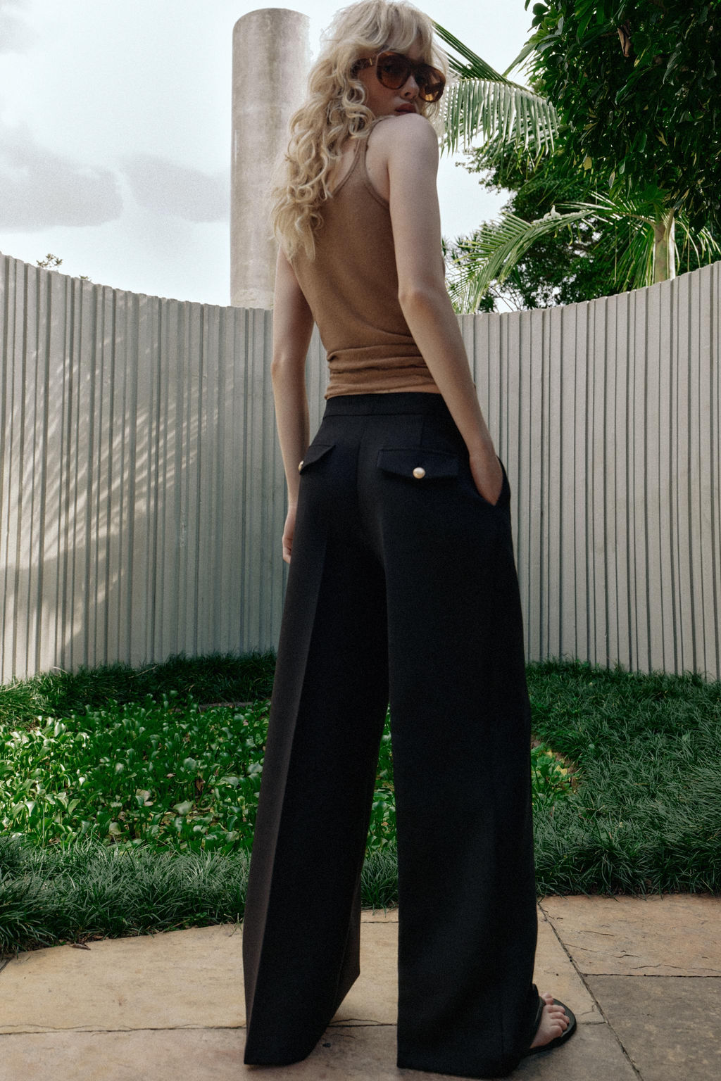 PANTALON ANCHO PINZAS / Negro - Zara фото 16
