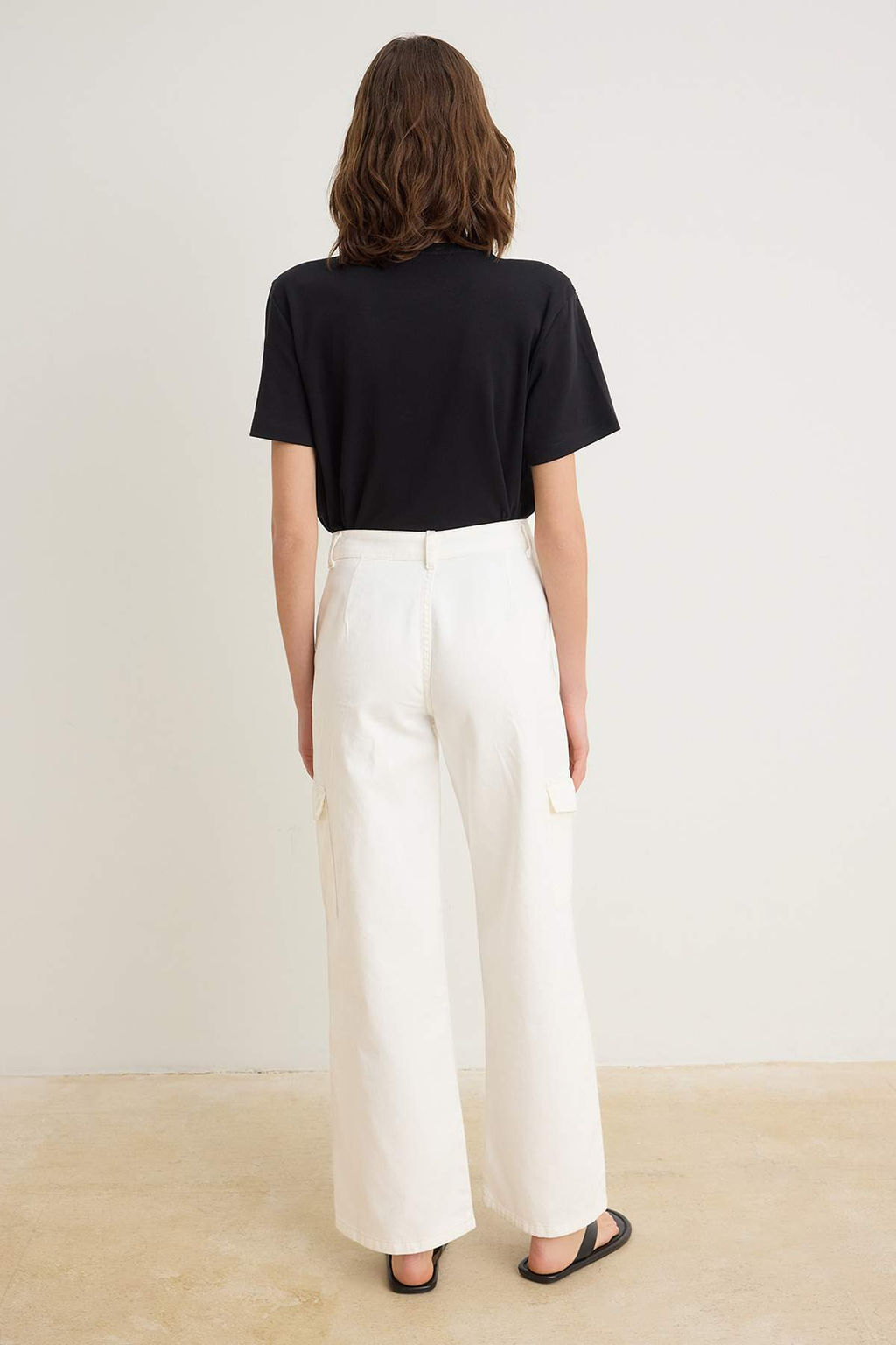 Ekru Cep Detayl? Yuksek Bel Wide Leg Jeans TWOSS26JE00313 - Trendyolmilla фото 4
