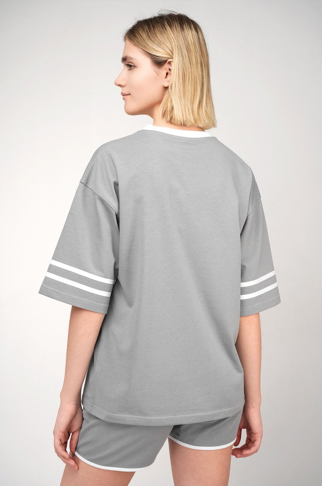 Женский костюм оверсайз из хлопка Happyfox