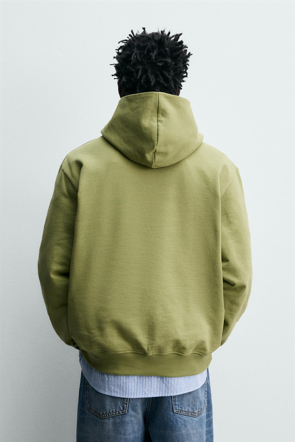 SUDADERA CAPUCHA B?SICA / verde lavado - Zara фото 11