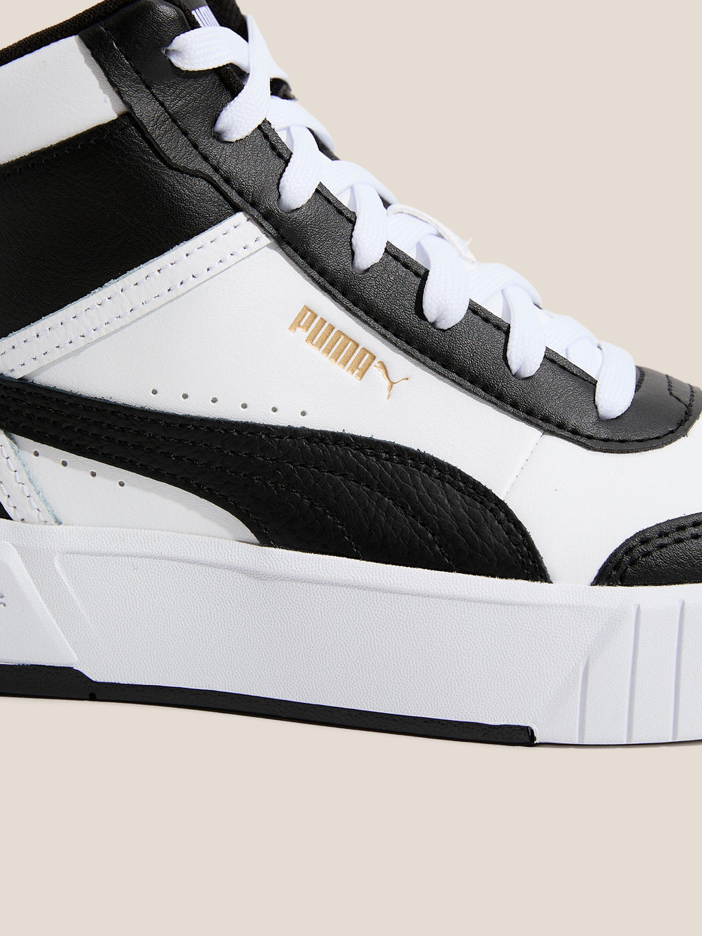 Женские высокие кеды PUMA Carina Mia Mid Артикул 4588993, белый