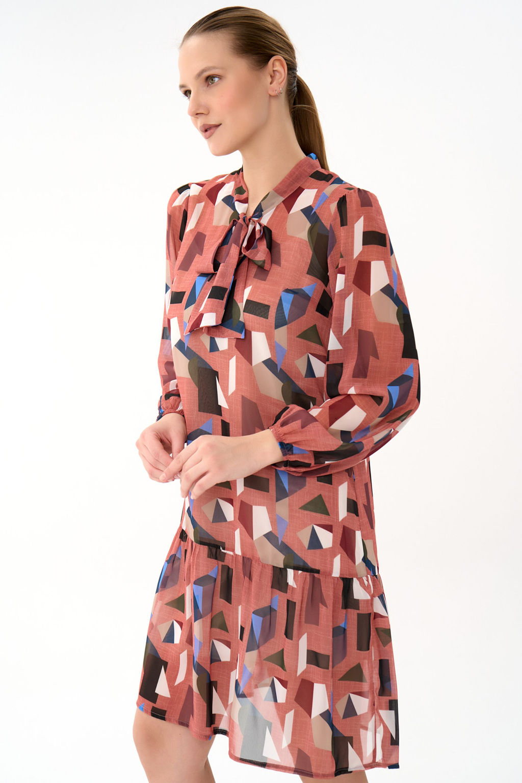 Платье Нежный акцент  2 (алый)