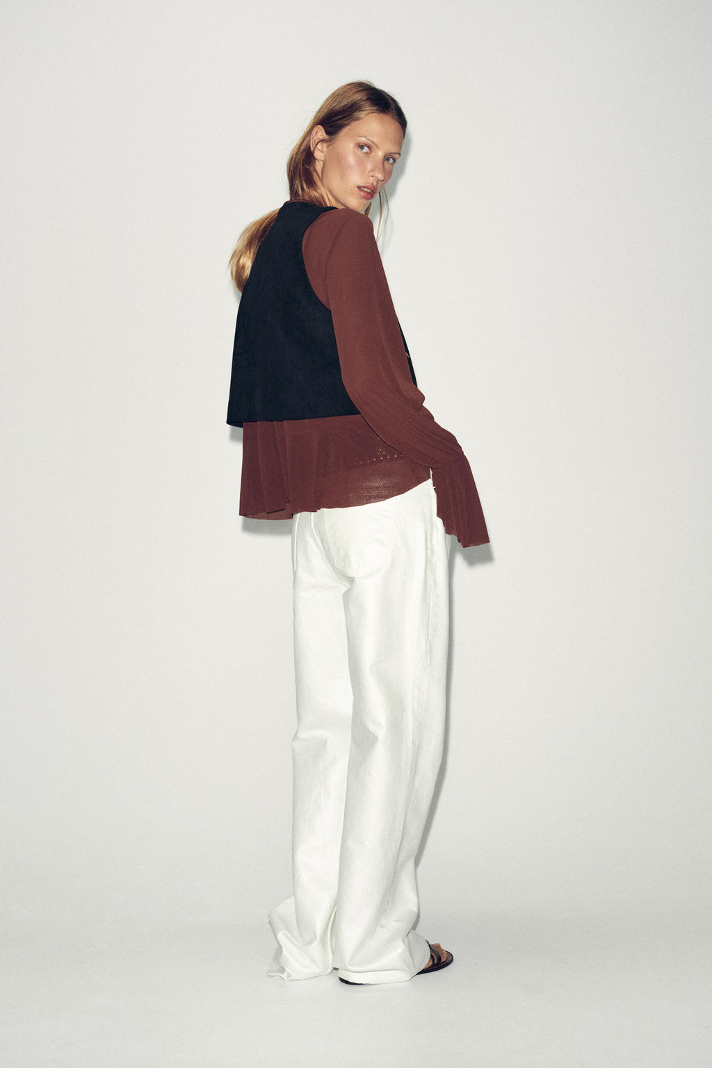 FAUX SUEDE WAISTCOAT WITH BEADED EMBROIDERY - Zara фото 5
