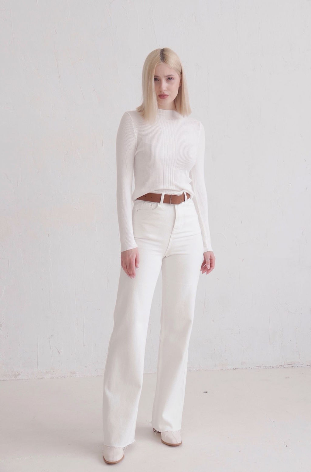 12218 Джинсы белые - Martichelli фото 9