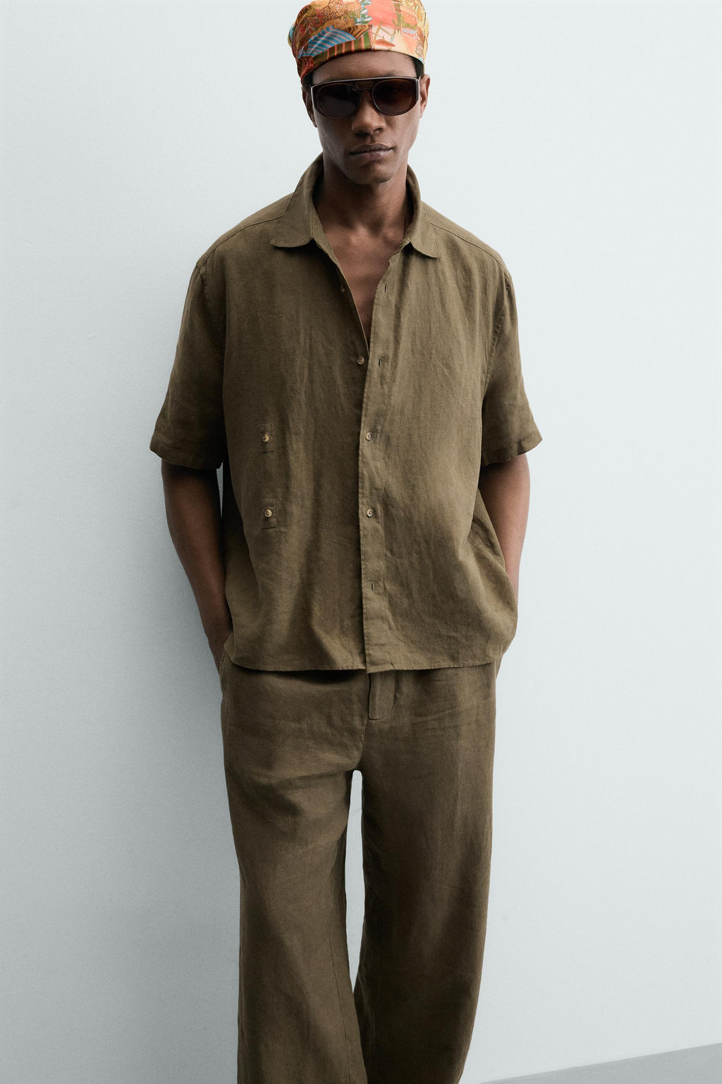 CAMISA RELAXED FIT 100%LINO / Khaki oscuro - Zara фото 6
