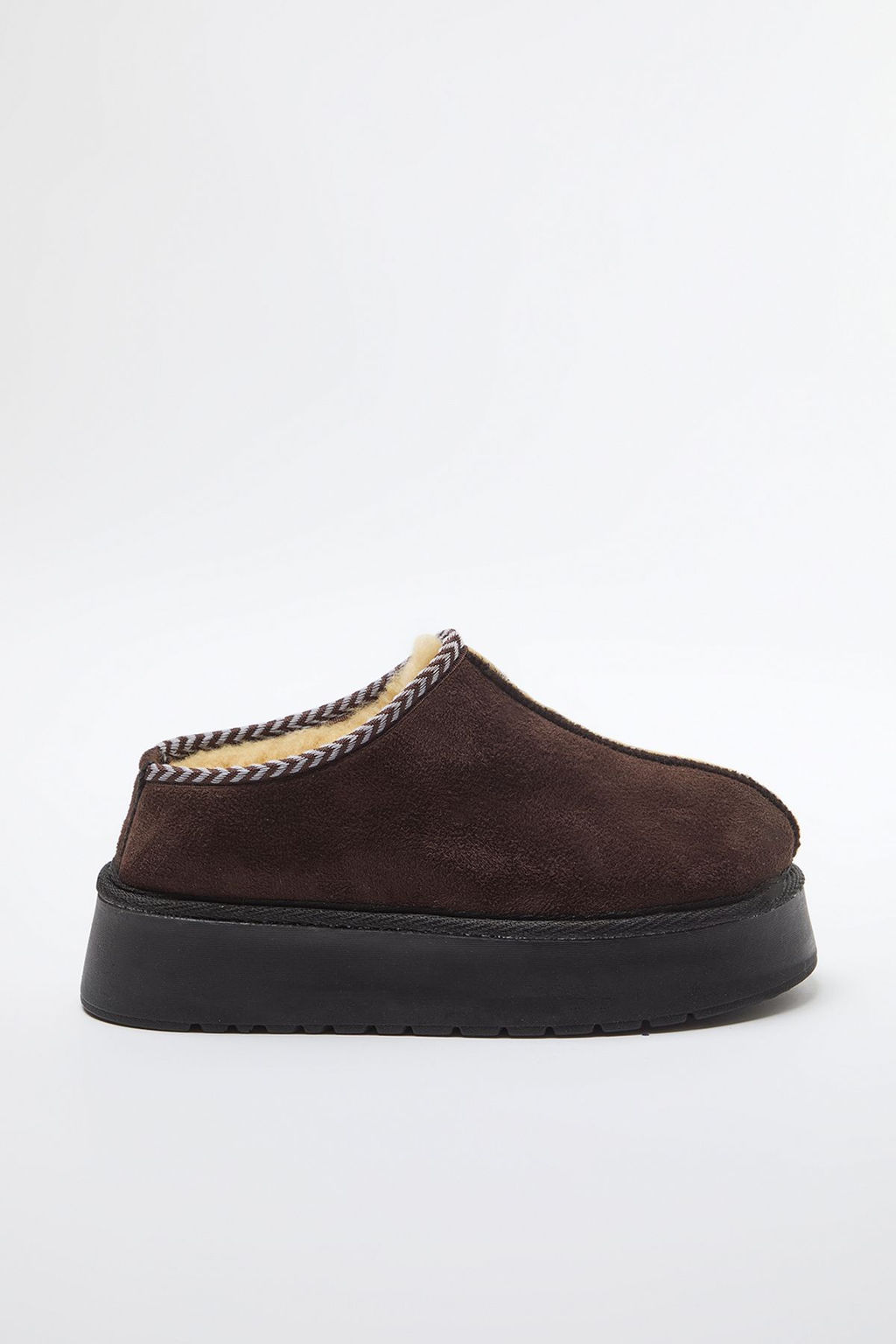 Trendyol Shoes Taba Nak?s Detayl? Ici Kurklu Kal?n Taban Kad?n Bilekte Bot TAKAW25BO00028 - Trendyolmilla фото 10
