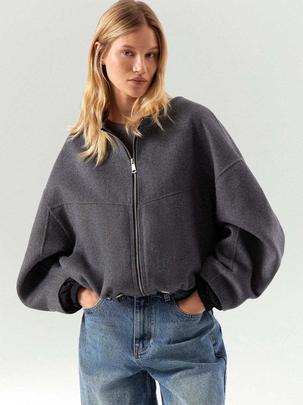 ЕМКА / Полупальто из шерсти с отстегивающимся капюшоном - Emka фото 4