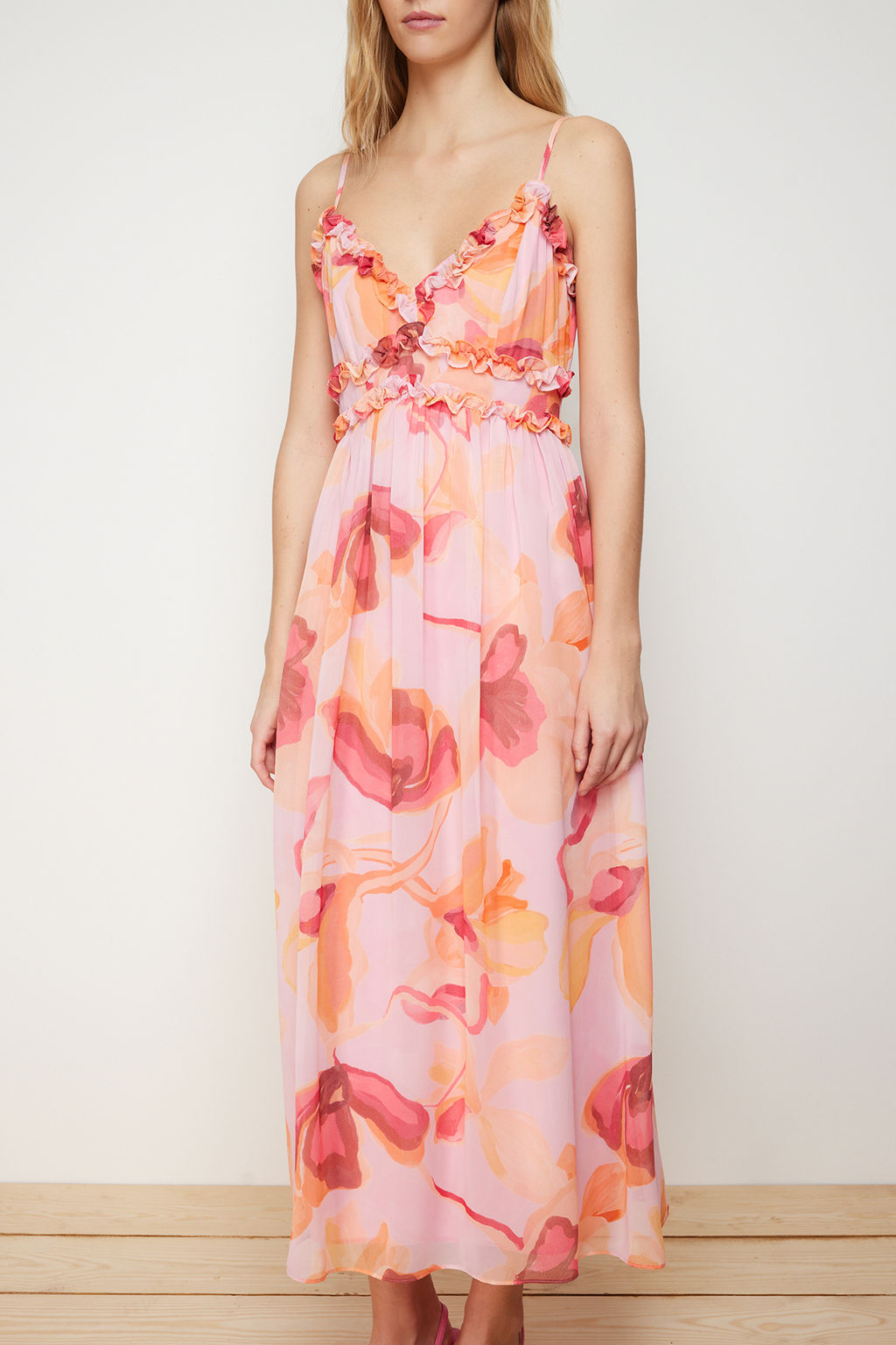 TRENDYOLMILLA Ekru Cicek Desenli A-Kesim F?rf?r Detayl? Astarl? Sifon Maxi Dokuma Elbise TWOSS23EL02013 фото 20