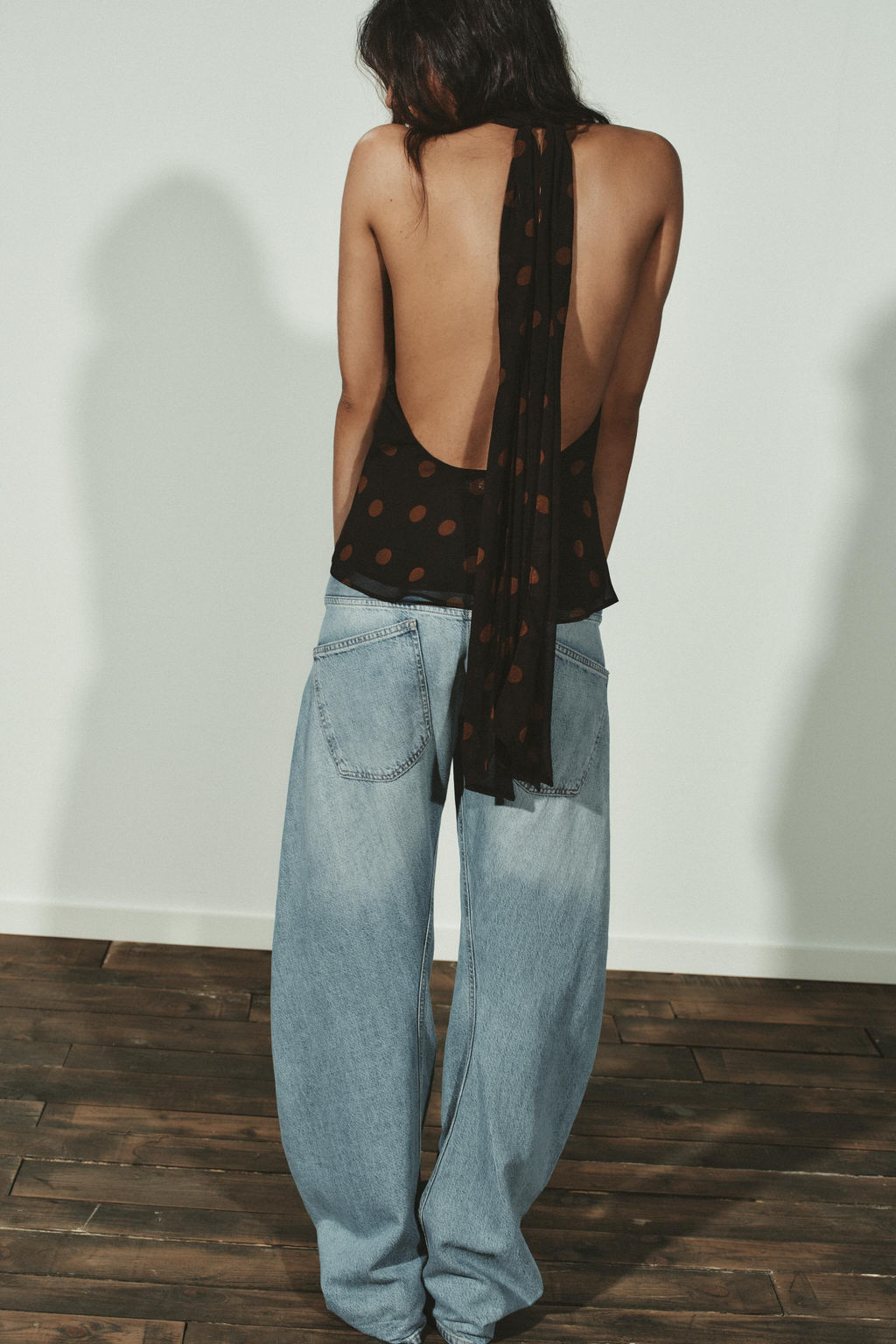 GEORGETTE HALTER TOP WITH POLKA DOTS - Zara фото 3