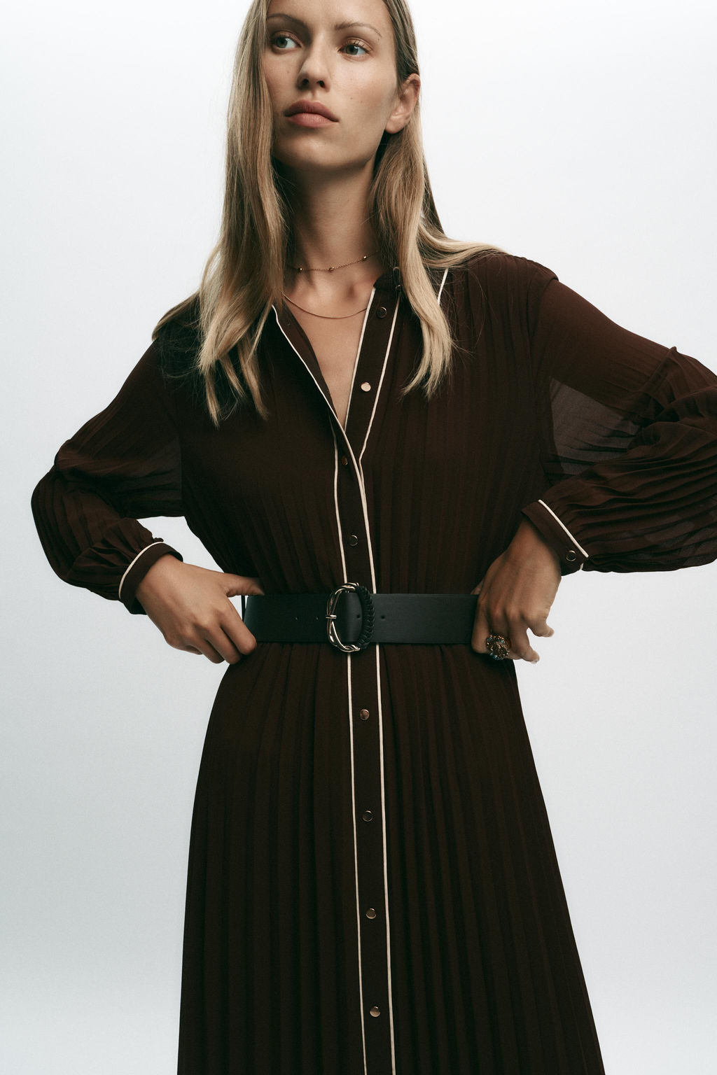 BELTED PLEATED MIDI DRESS - Zara фото 4