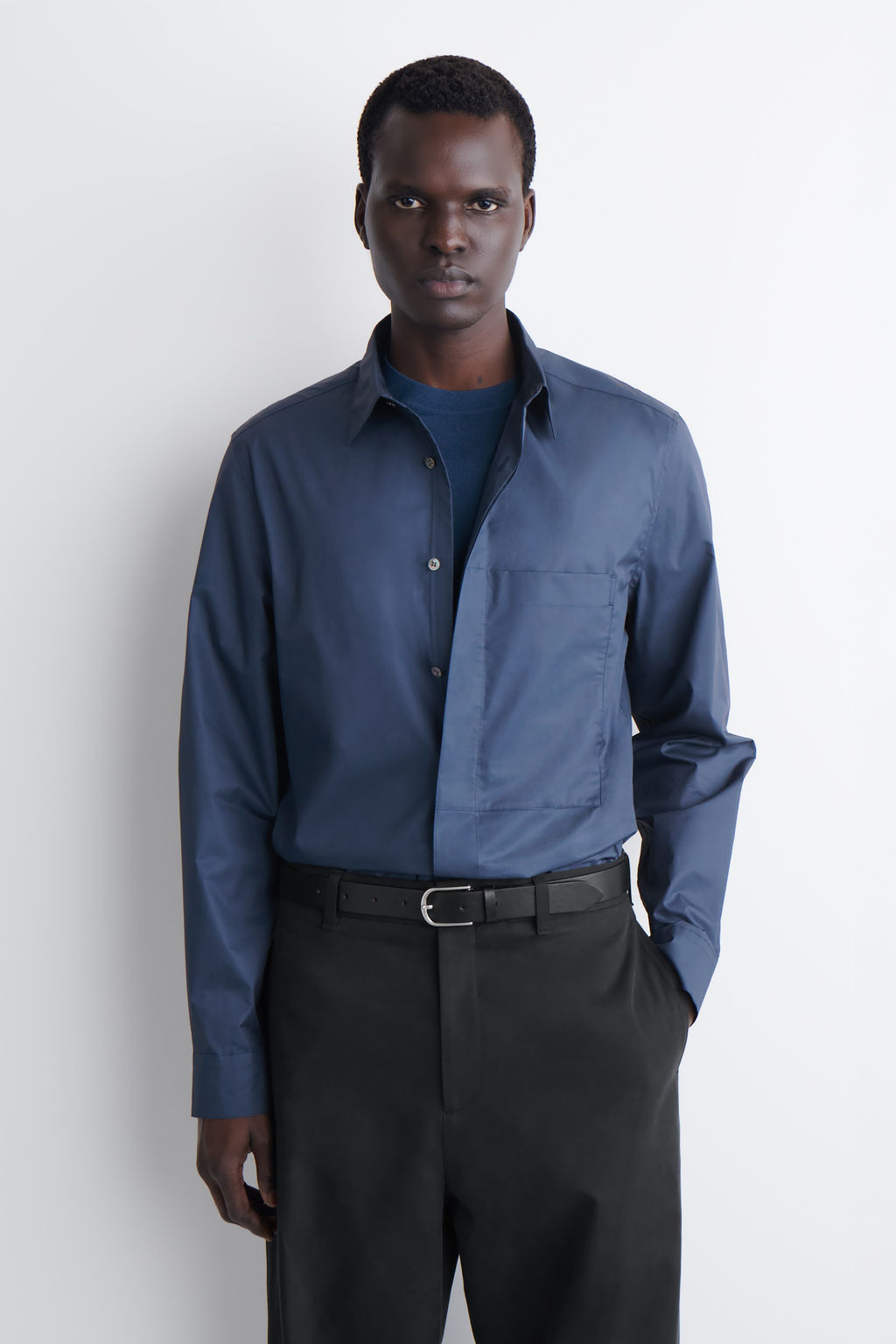 CAMISA SLIM FIT POPELINA DE ALGOD?N CON BOLSILLO - H&m фото 2