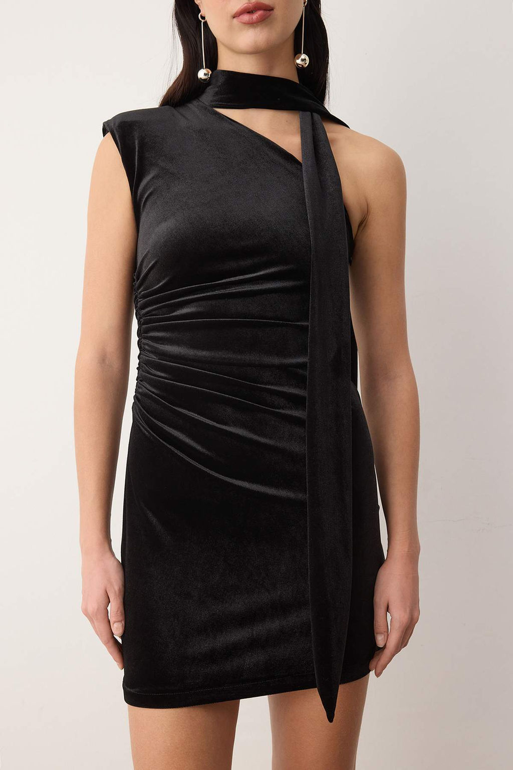 Siyah Fular Detayl? Kadife Orme S?k/Gece Y?lbas? Elbisesi - Trendyolmilla фото 3