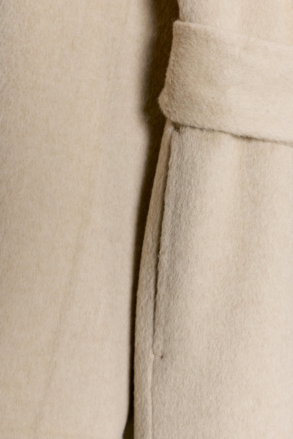 ZW COLLECTION LIMITED EDITION MINIMAL WOOL BLEND COAT - Zara фото 13
