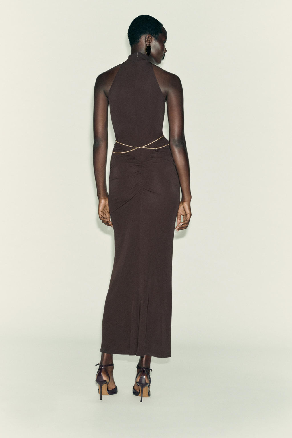 HALTERNECK CHAIN DRESS - Zara фото 5