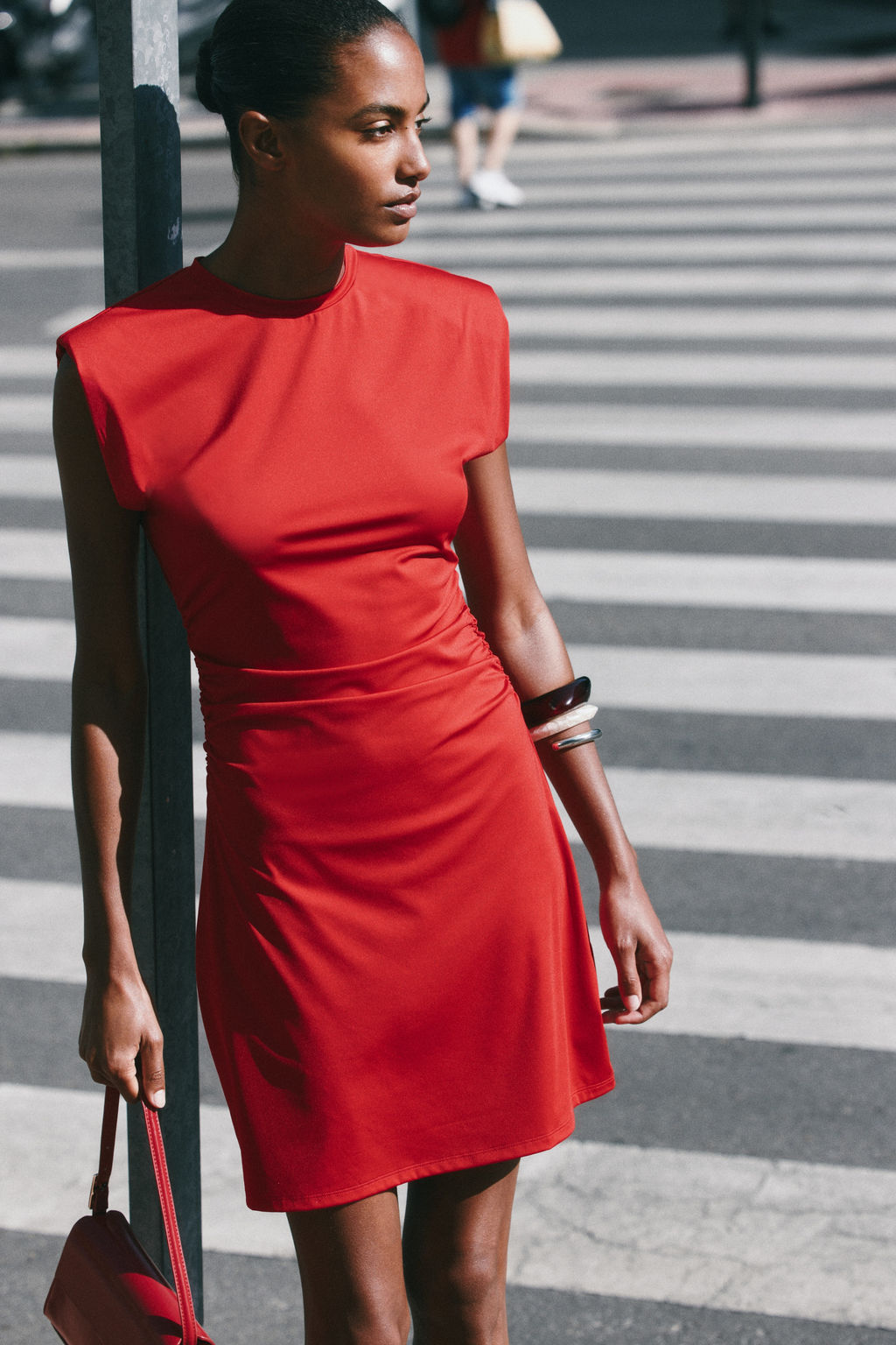 Vestido interlock con hombreras - H&m фото 3