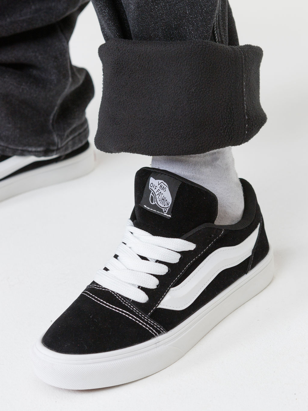 Джинсы-бананы утеплённые для мальчиков - Синий мир фото 2