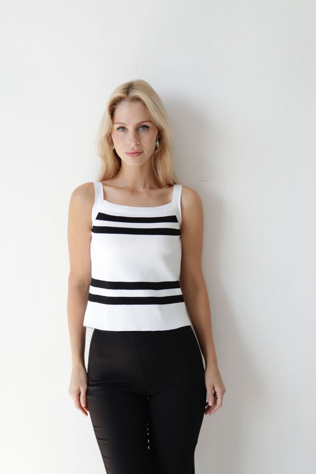 10084 Топ вязаный чёрно-белый - Martichelli фото 4