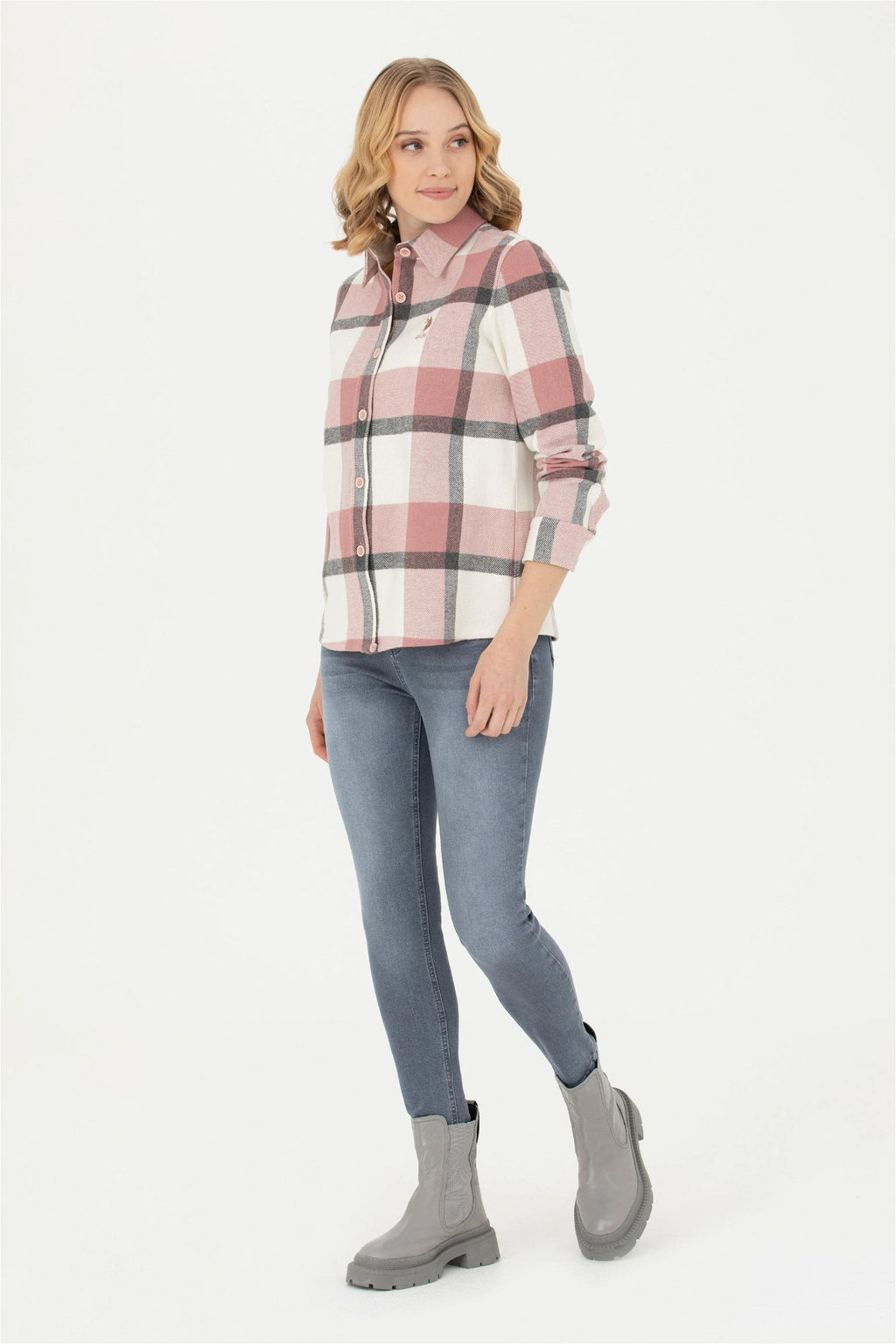 Женская пудровая рубашка с длинным рукавом Неожиданная скидка в корзине - U.s. polo assn фото 4