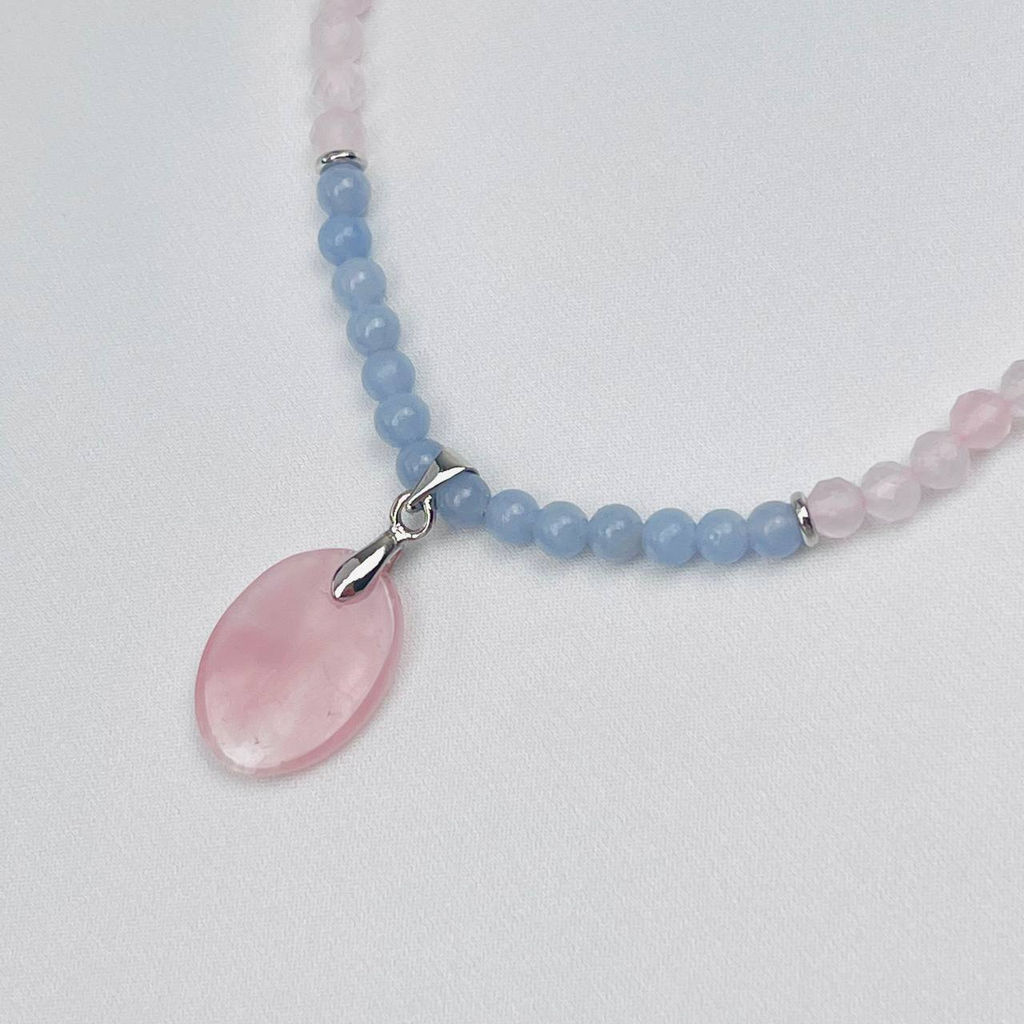 Бусы из Розового кварца и Ангелита с кулоном - Радуга самоцветов фото 2