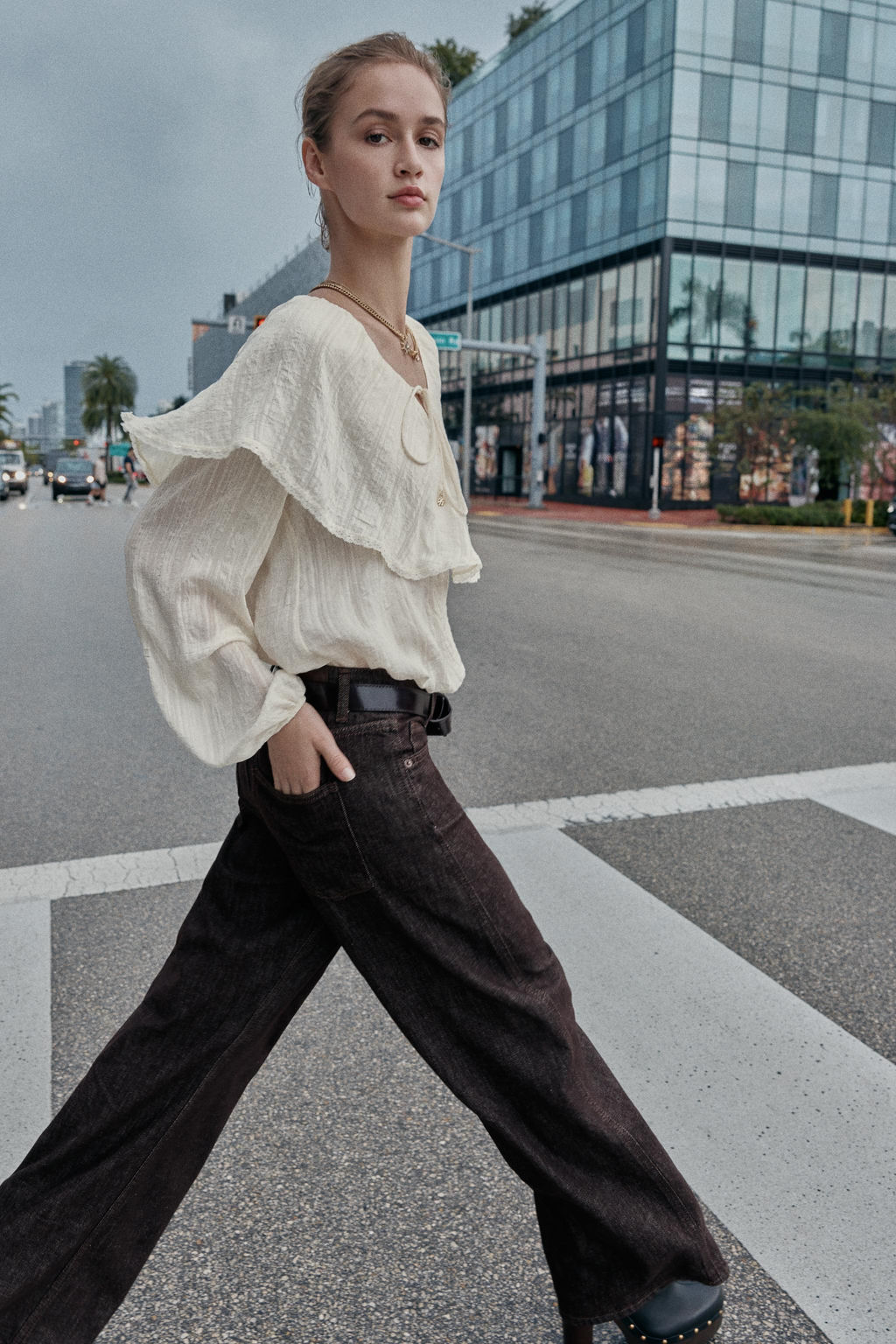 RUFFLED LACE BLOUSE - Zara фото 3