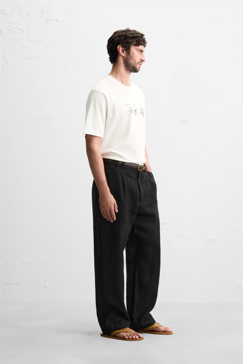 CONTRAST EMBROIDERY T-SHIRT - Zara фото 4