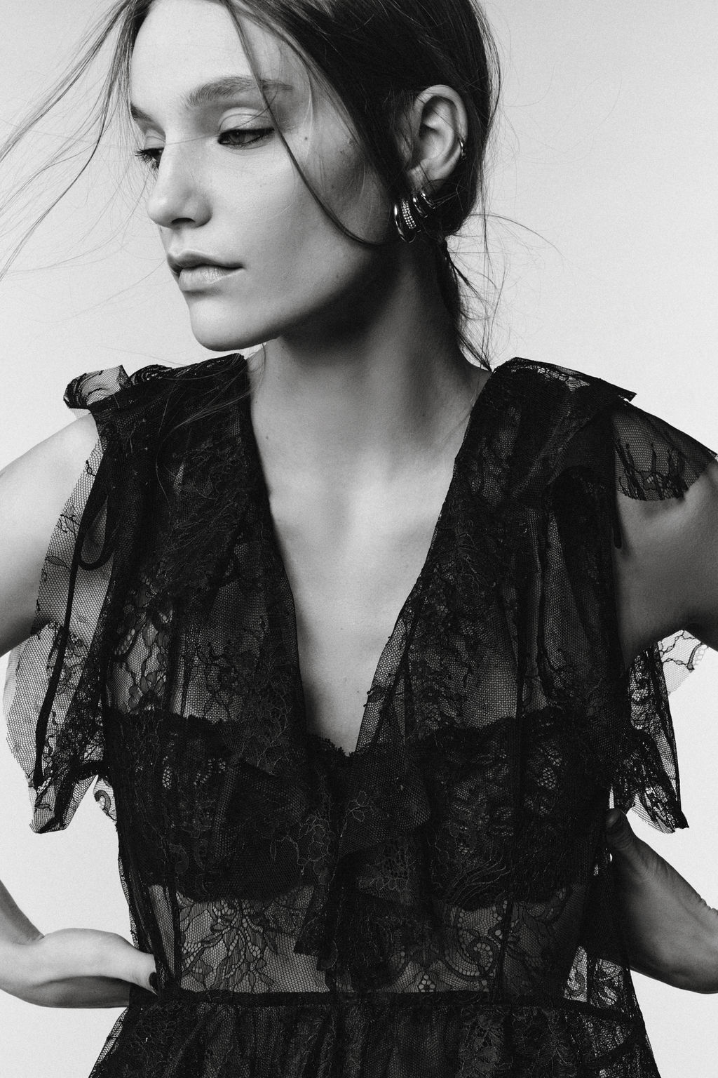 LIMITED EDITION LACE MIDI DRESS - Zara фото 2