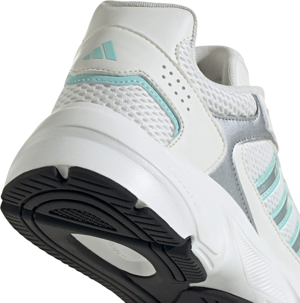 Кроссовки женские