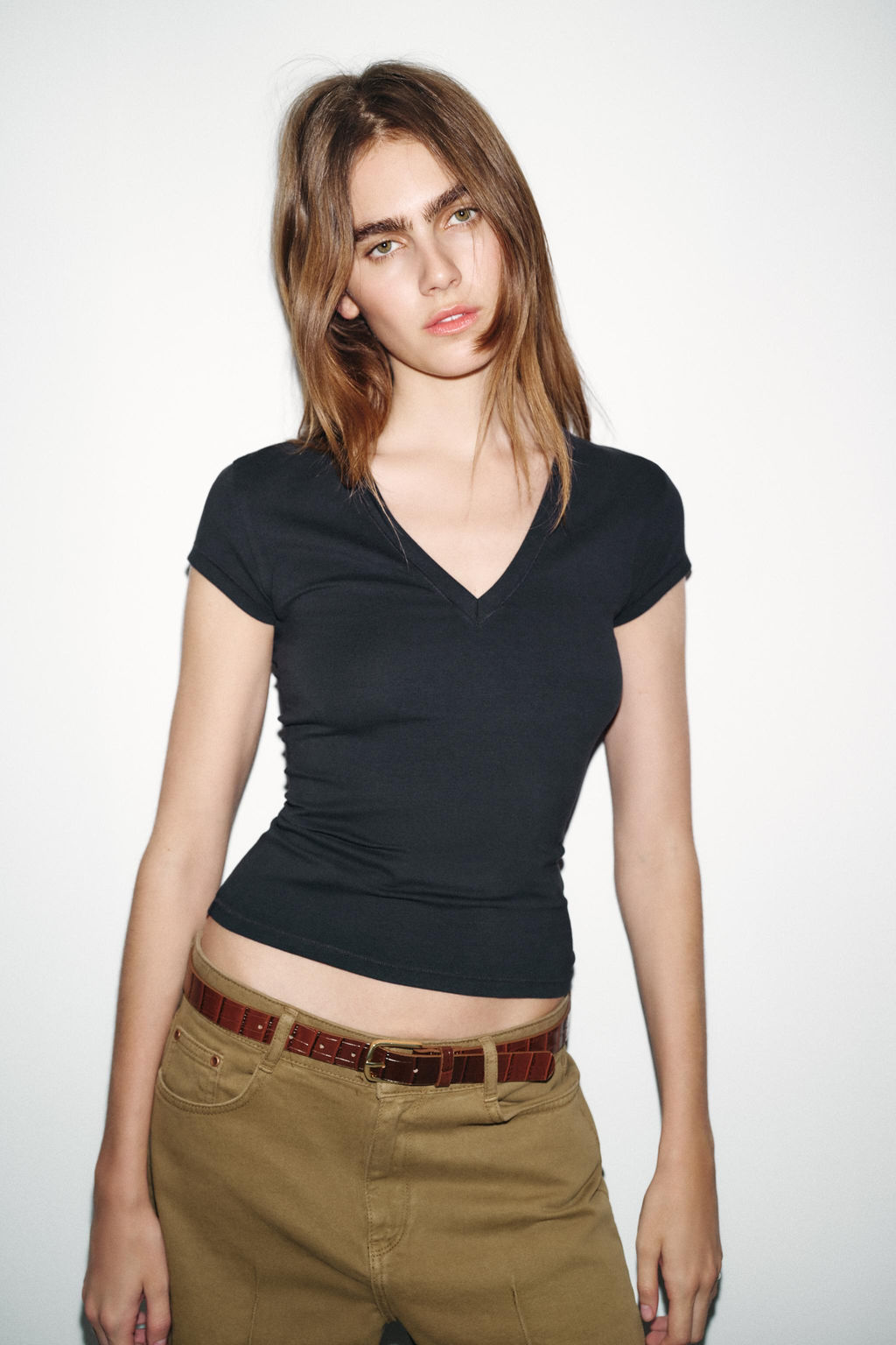 V-NECK T-SHIRT - Zara фото 2