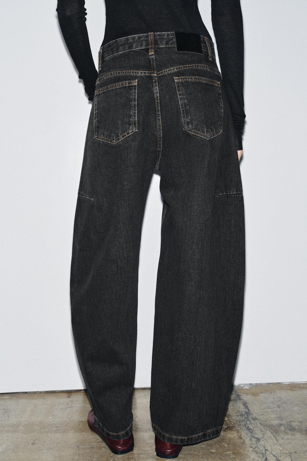 JEANS ZW COLLECTION BARREL MID-WAIST - Zara фото 3
