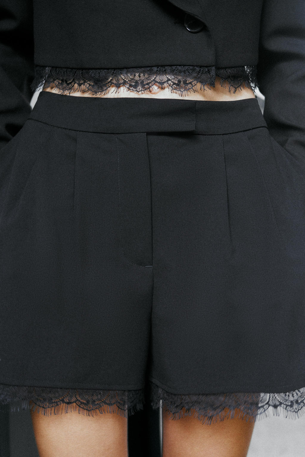 BERMUDA SHORTS WITH LACE TRIM - Zara фото 3