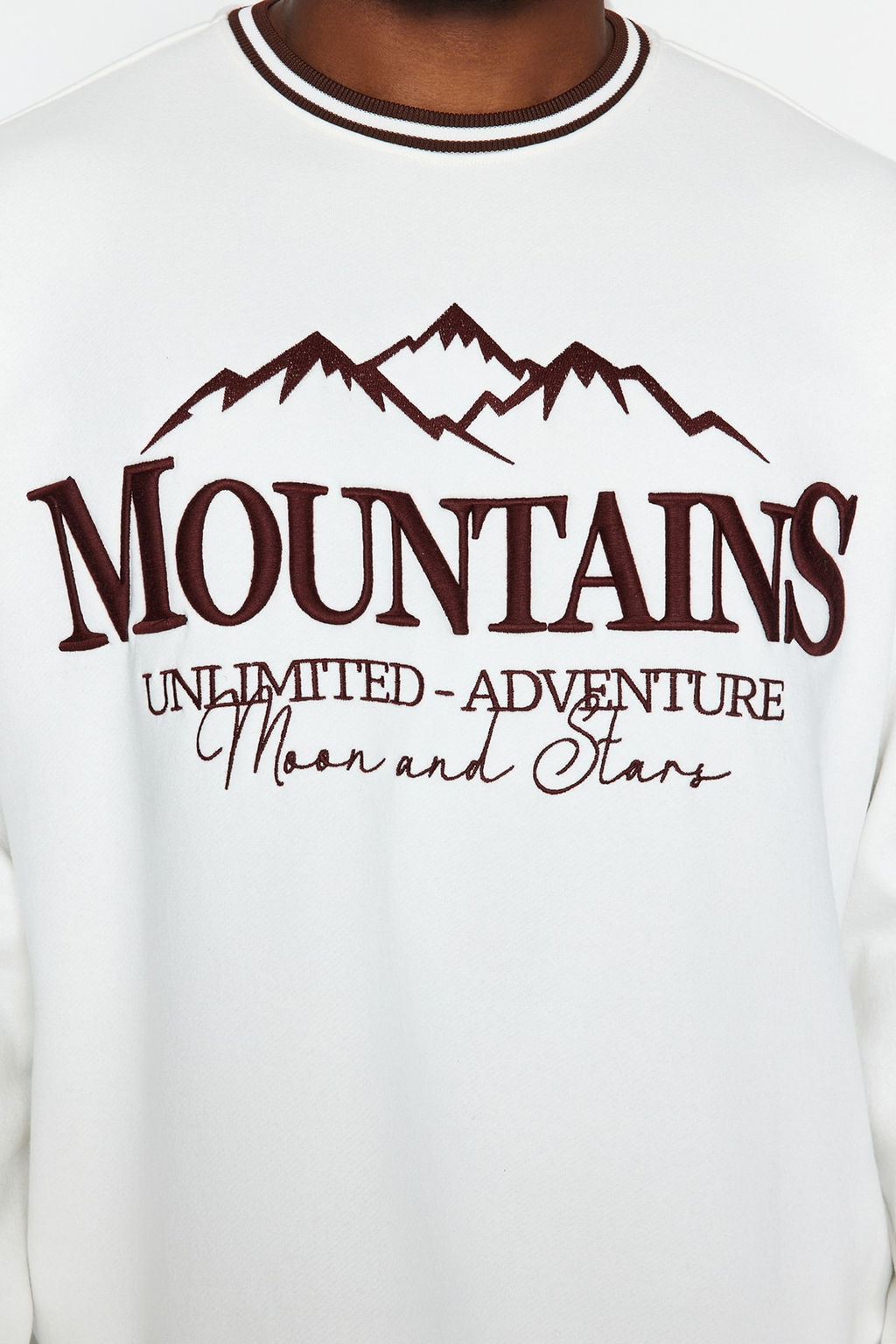 Ekru Buyuk Beden Oversize Nak?sl? Bisiklet Yaka Detayl? Ici Yumusak Pamuk Sweatshirt TMNAW24AO00022 - Trendyolmilla фото 5