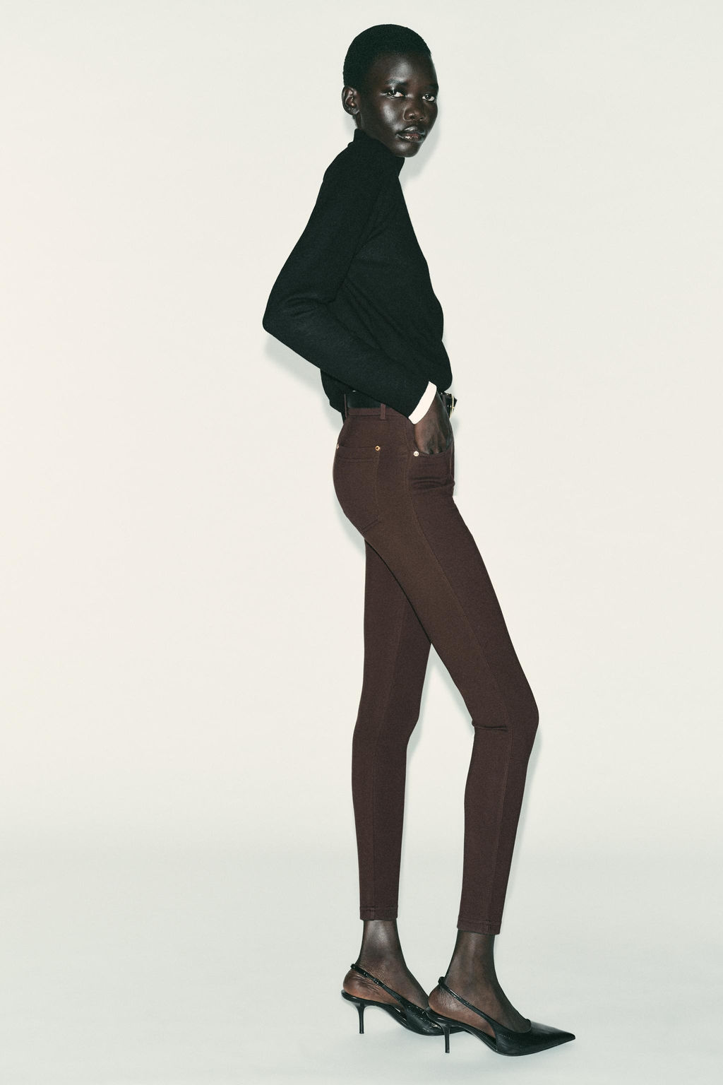 MID-WAIST BELTED JEGGINGS - Zara фото 4