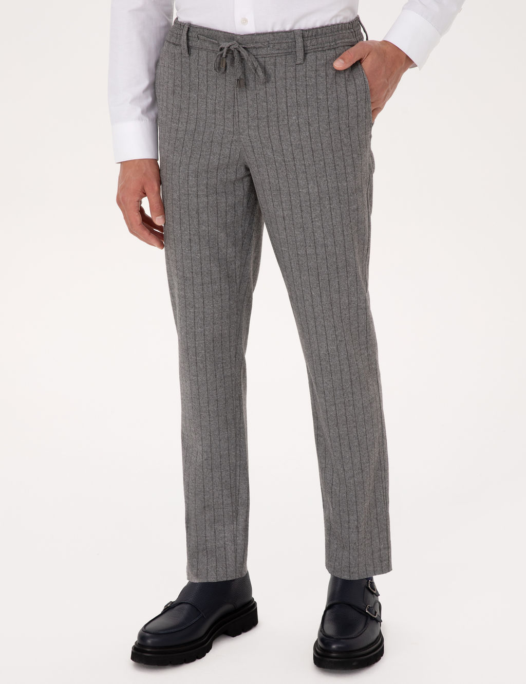 Gri Ekstra Slim Fit _izgili Kuma_ Pantolon