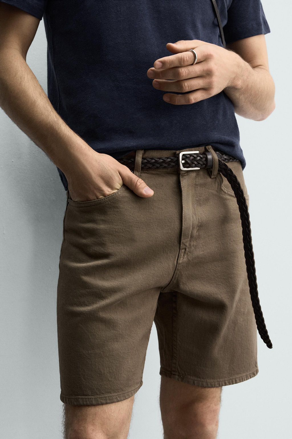 BERMUDA DENIM REGULAR FIT / Marr?n
