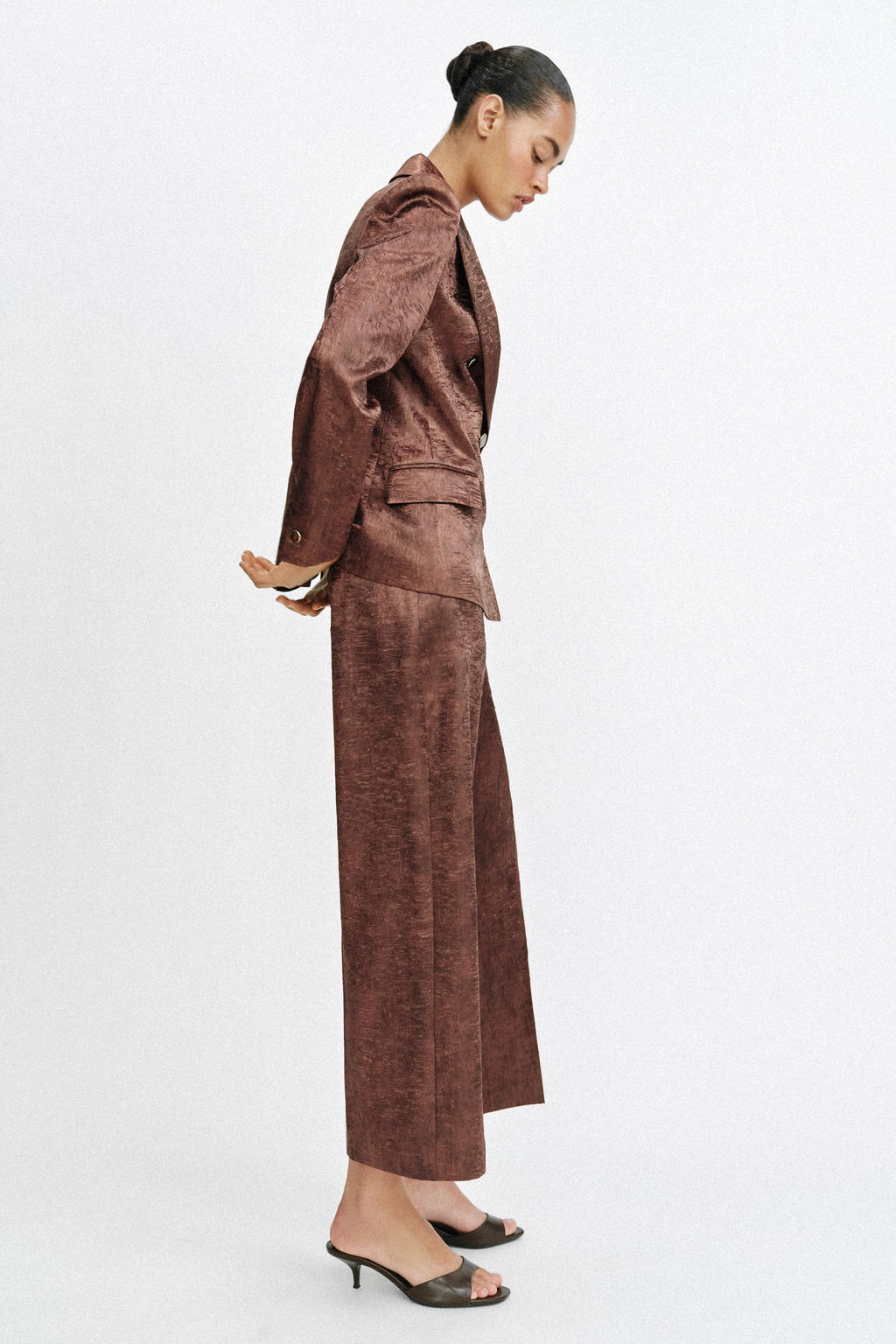PANTAL?N CULOTTE EFECTO ARRUGADO / Cobre