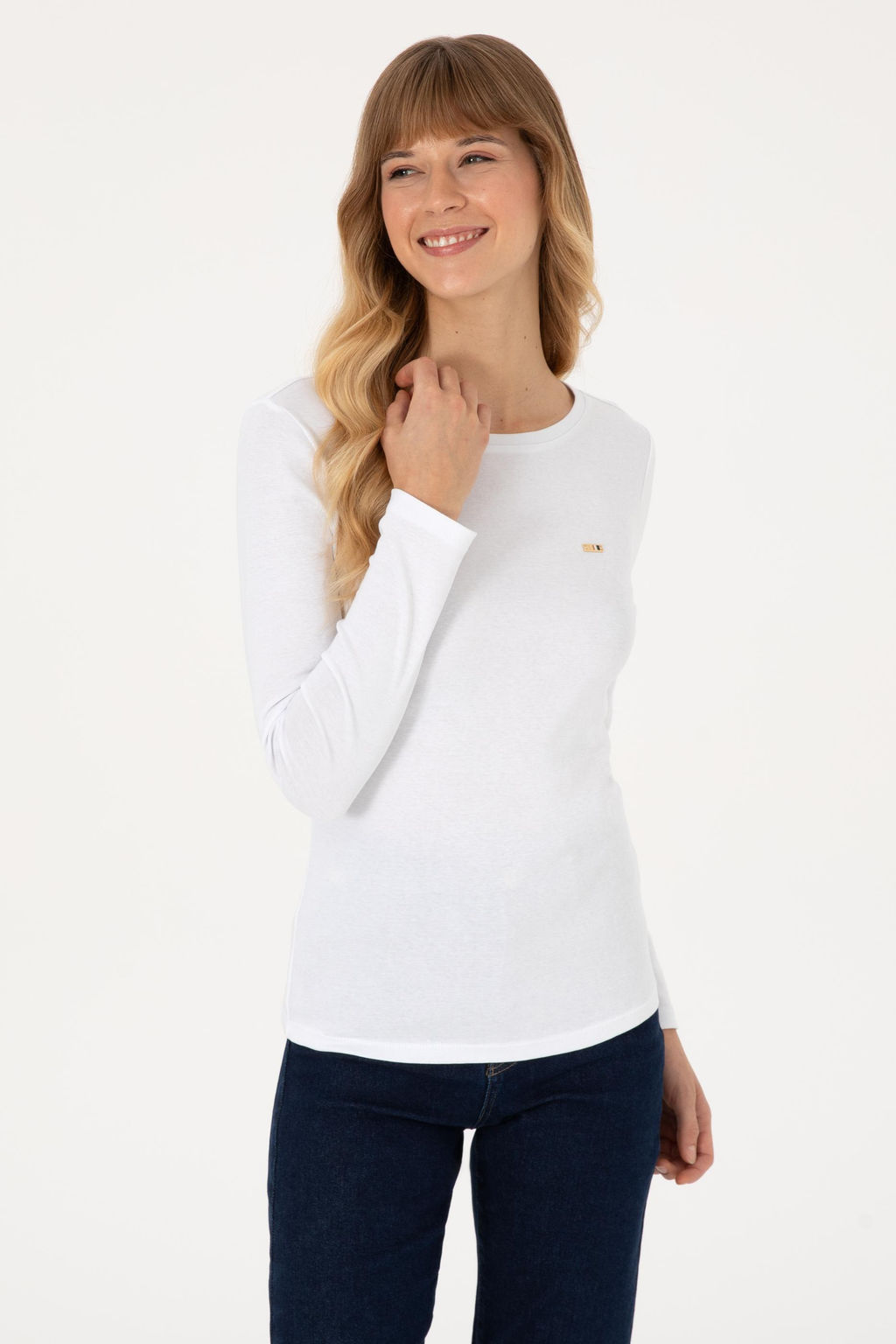 Kad_n Beyaz Slim Bisiklet Yaka Basic Sweatsh_rt